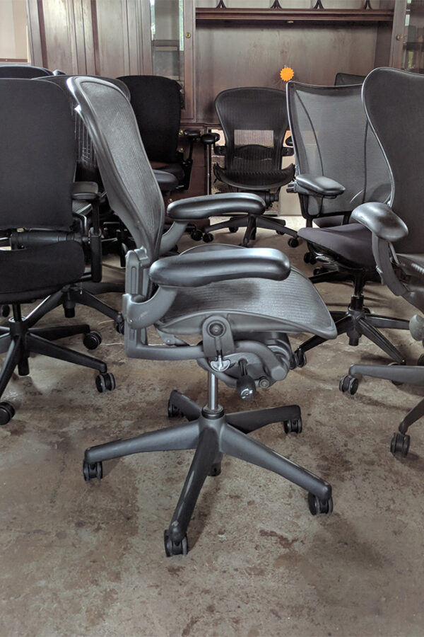 Herman Miller Aeron Chair - Image 3