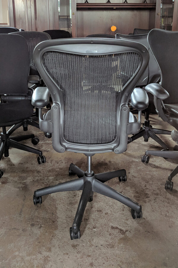 Herman Miller Aeron Chair - Image 4