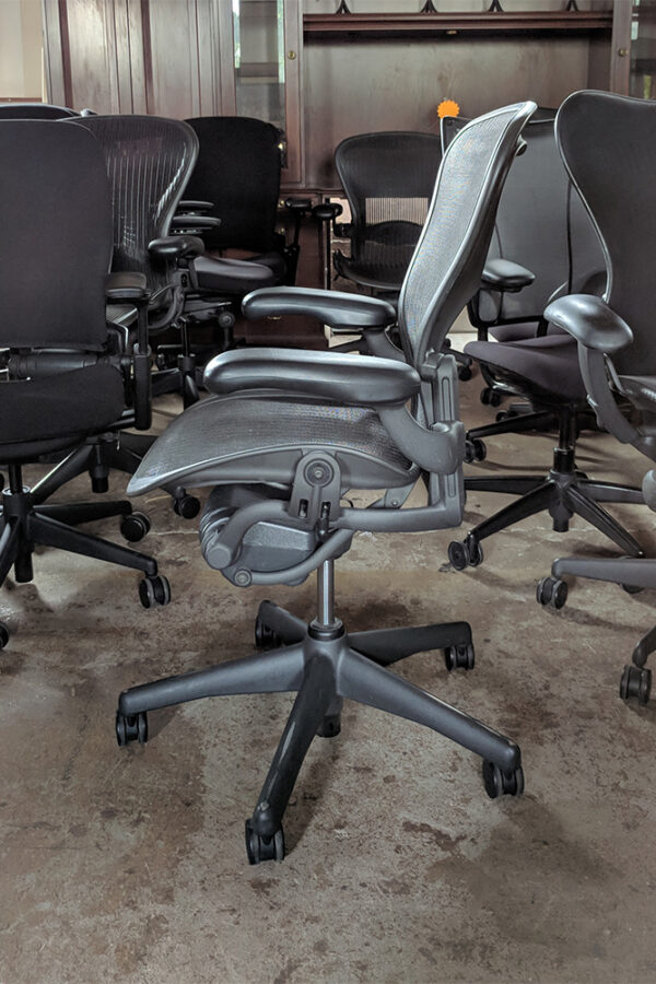 Herman Miller Aeron Chair - Image 5