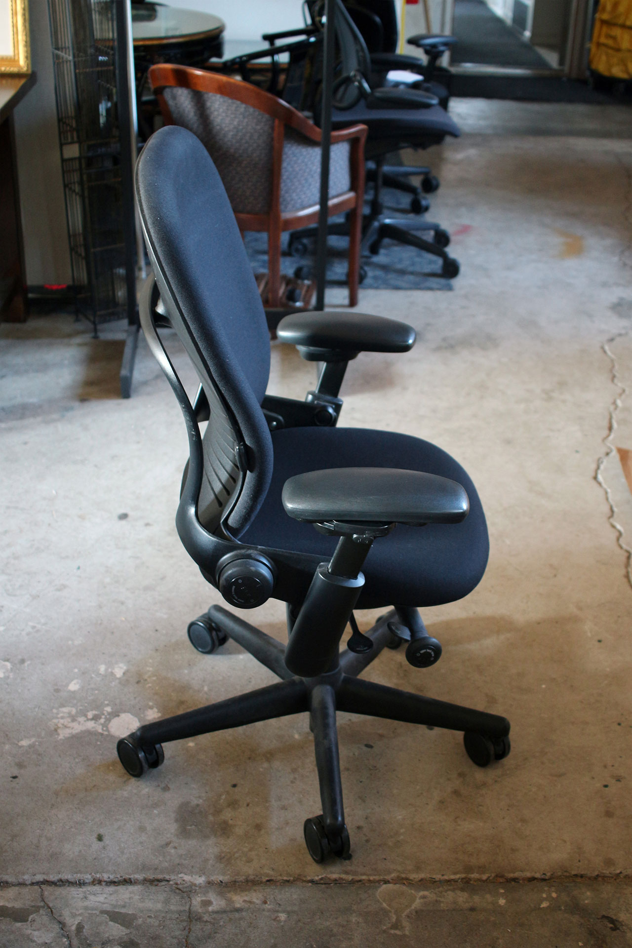 steelcase leap office chairs